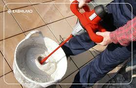 مخلوط کردن چسب کاشی